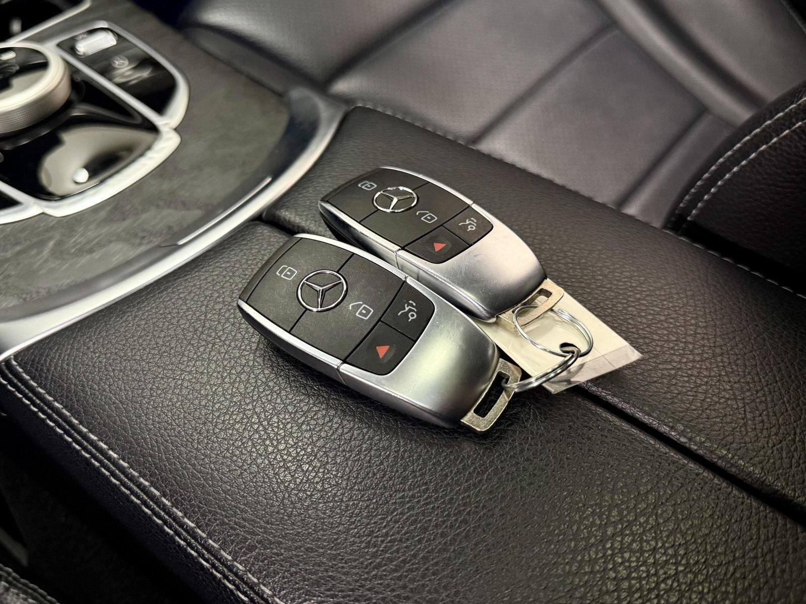 Used 2021 Mercedes-Benz C 300 4MATIC Sedan image 30
