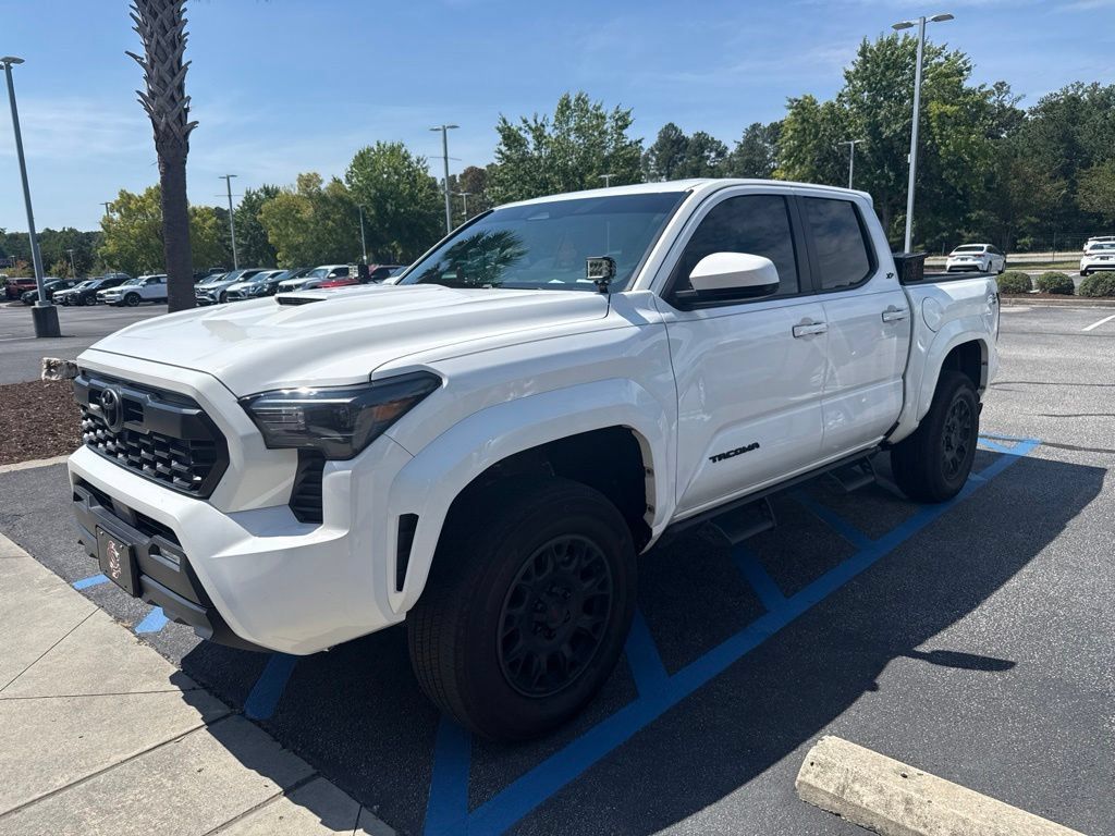 Used 2024 Toyota Tacoma TRD Sport RWD image 2