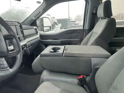 Used 2024 Ford F250 XLT image 25