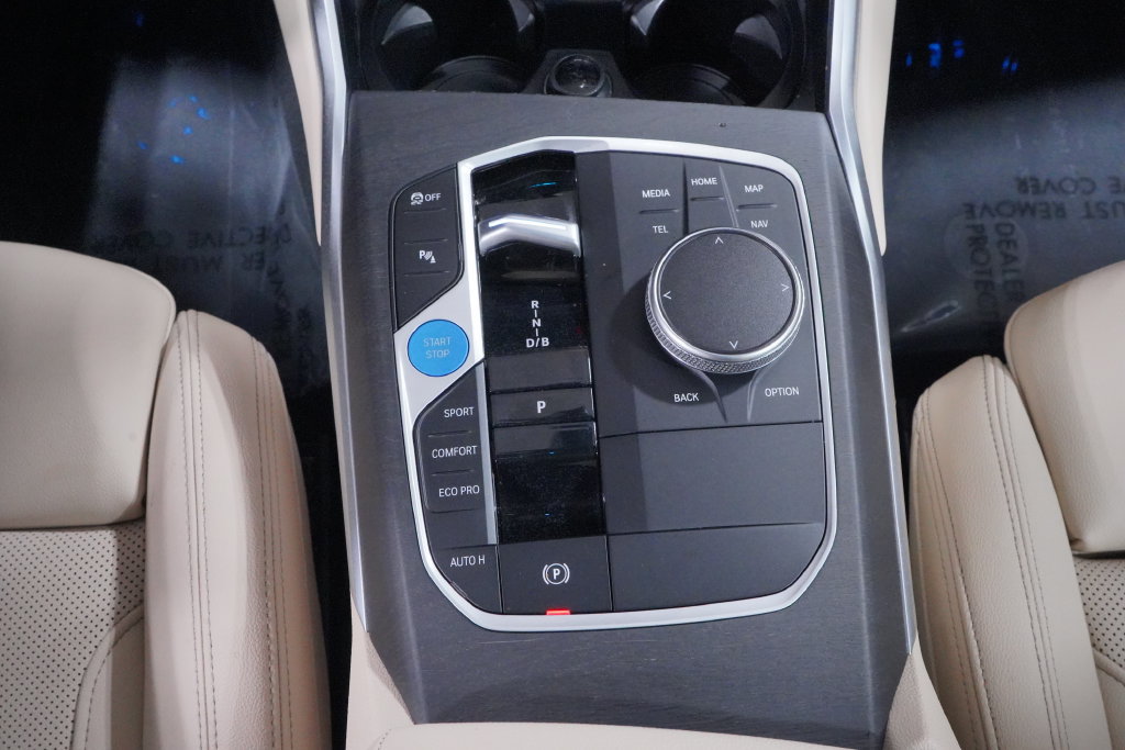Used 2024 BMW i4 eDrive35 w/ Convenience Package RWD image 17