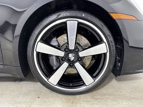 New 2026 Porsche 911 Carrera image 15