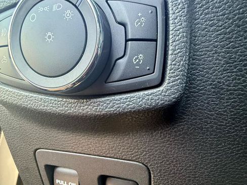 Used 2019 Ford F150 Platinum RWD image 25