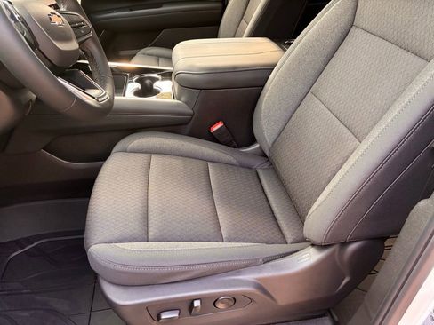 New 2026 Chevrolet Suburban LS w/ LPO, Dark Essentials Package image 27