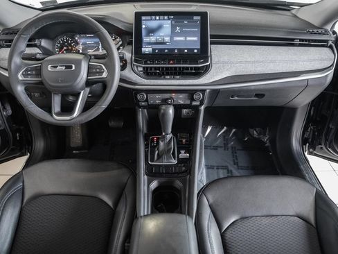 Certified 2022 Jeep Compass Latitude AWD/4WD image 19