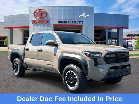 Used 2026 Toyota Tacoma TRD Off-Road AWD/4WD image 1