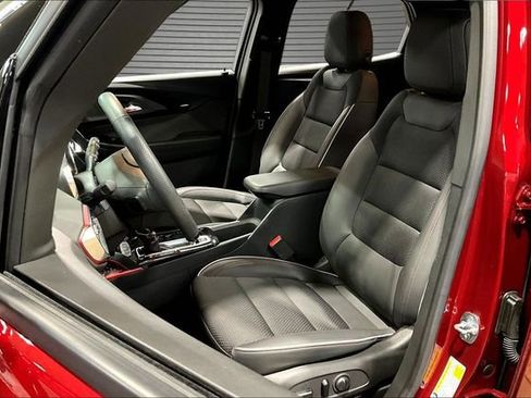 Used 2023 Chevrolet TrailBlazer RS w/ Convenience Package FWD image 18