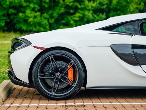 Used 2017 McLaren 570S Coupe RWD image 10