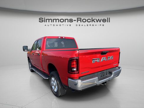 Used 2026 RAM 2500 Big Horn AWD/4WD image 3