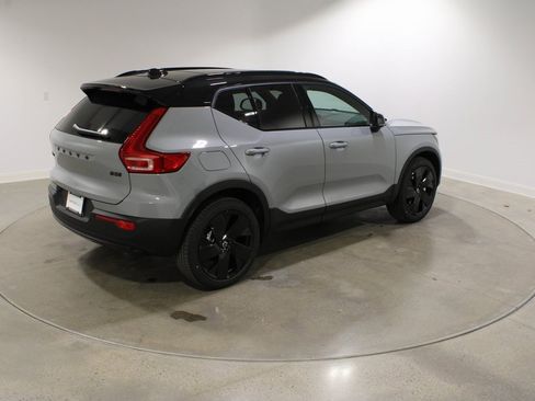 New 2026 Volvo XC40 B5 Ultra w/ Climate Package image 5