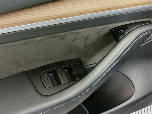 Used 2023 Tesla Model 3 Long Range AWD/4WD image 15