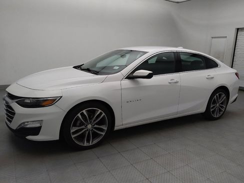 Used 2022 Chevrolet Malibu LT FWD image 2
