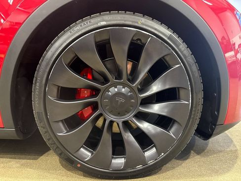 Used 2023 Tesla Model Y Performance AWD/4WD image 53