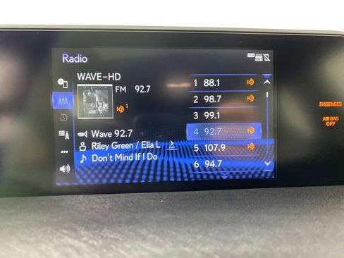 Used 2022 Lexus UX 250h w/ Premium Package image 20