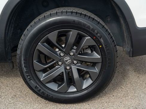 Used 2023 Honda Ridgeline Sport image 12