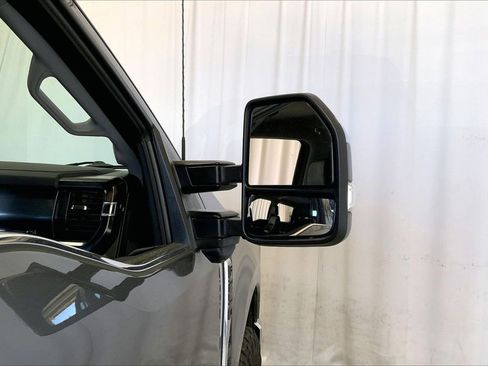 Used 2023 Ford F250 Lariat w/ Chrome Package image 11