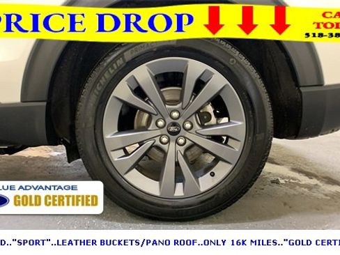 Certified 2023 Ford Explorer XLT w/ Equipment Group 202A image 24