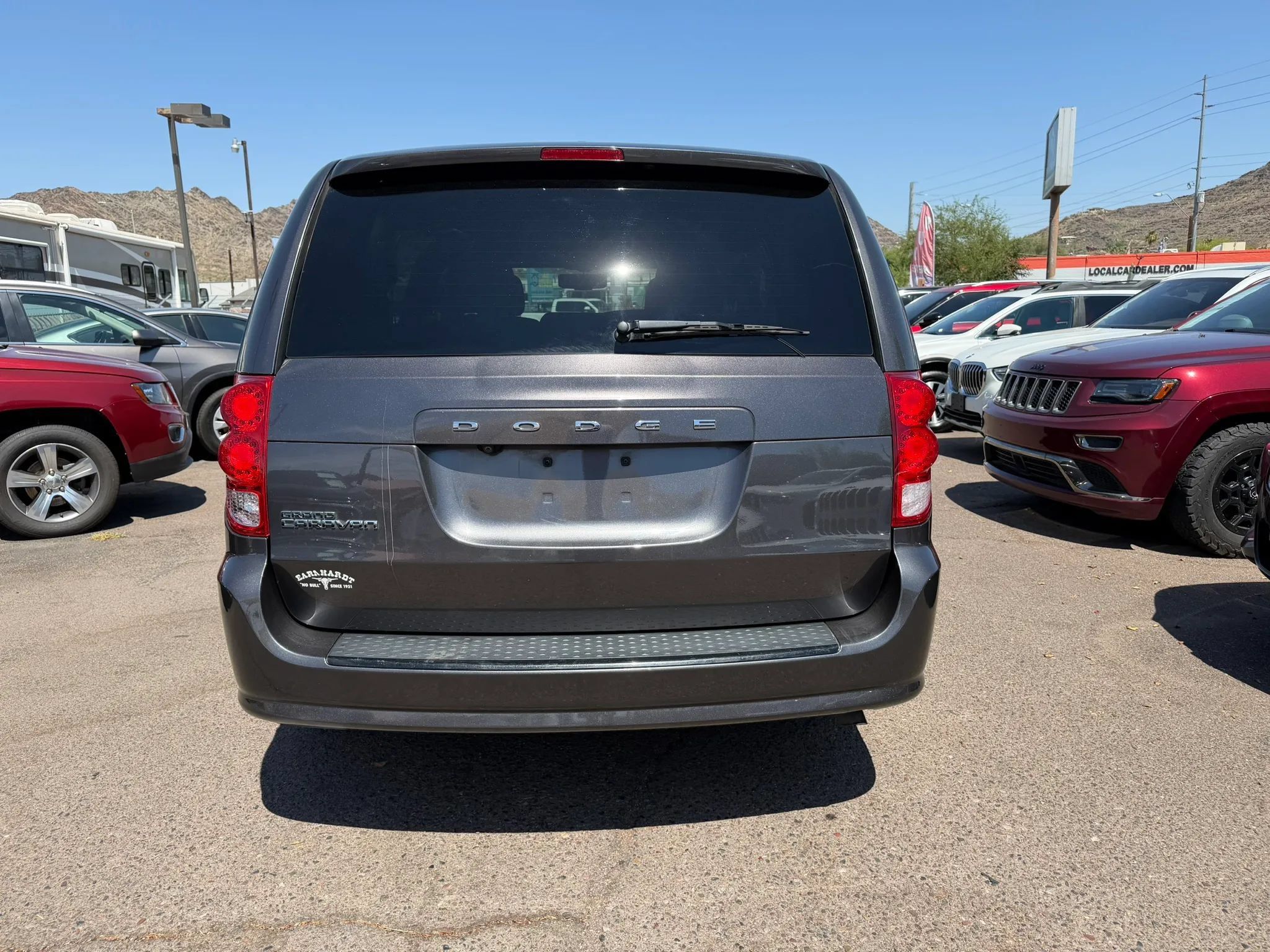 Used 2017 Dodge Grand Caravan SE FWD image 5