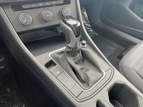 Used 2024 Volkswagen Jetta S image 13