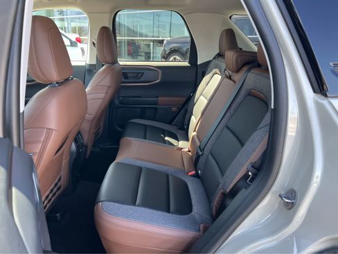 Used 2024 Ford Bronco Sport Outer Banks w/ Tech Package AWD/4WD image 27