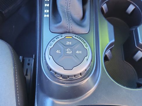 Used 2024 Ford Bronco Big Bend image 18