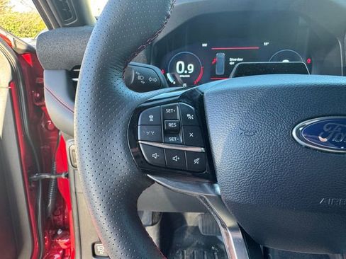 Used 2025 Ford Explorer ST-Line image 14