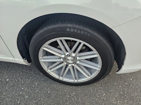 Used 2014 Toyota Venza XLE w/ XLE Premium Package FWD image 33