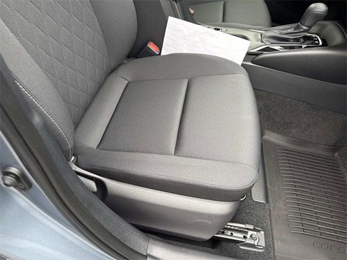 Used 2026 Toyota Corolla LE image 10