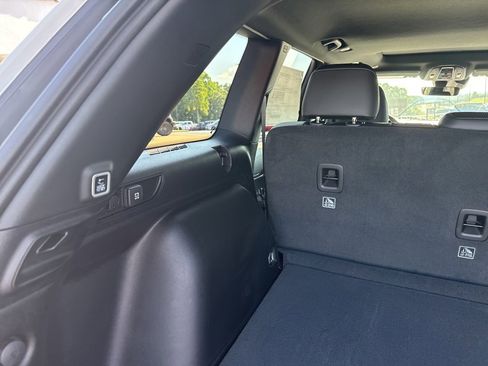 New 2025 Jeep Grand Cherokee Altitude image 16