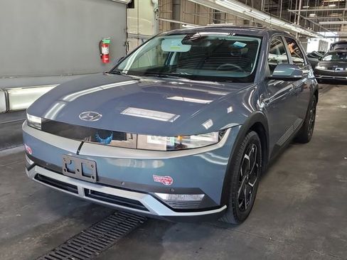 Used 2024 Hyundai Ioniq 5 SEL image 2