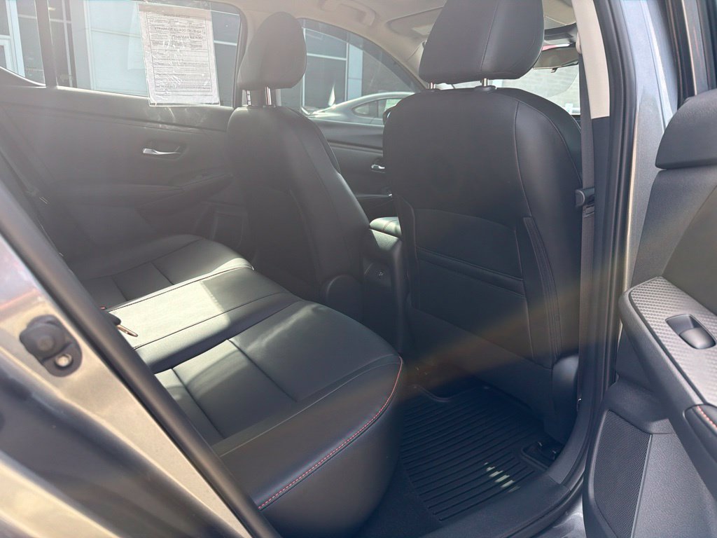 Used 2023 Nissan Sentra SR w/ SR Premium Package FWD image 12