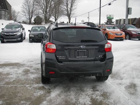 Used 2014 Subaru Crosstrek 2.0i Premium image 8