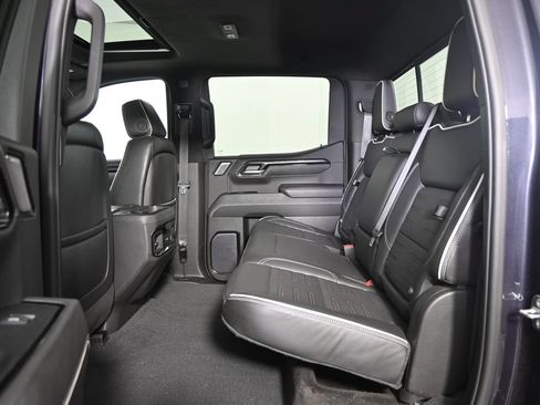 Used 2022 GMC Sierra 1500 AT4X AWD/4WD image 18