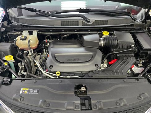Used 2021 Chrysler Voyager Lxi FWD image 20