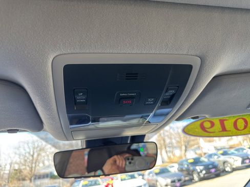 Used 2018 Lexus RX 350 AWD w/ Premium Package image 31