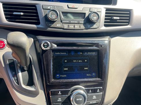 Used 2014 Honda Odyssey EX-L image 31