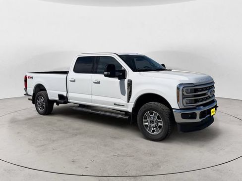 Used 2025 Ford F350 Lariat w/ FX4 Off-Road Package AWD/4WD image 7