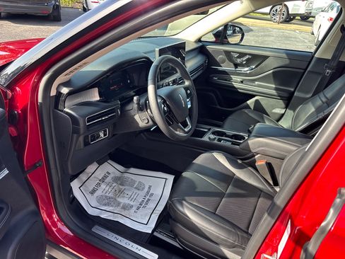 Certified 2023 Lincoln Corsair AWD w/ Equipment Group 101A image 24