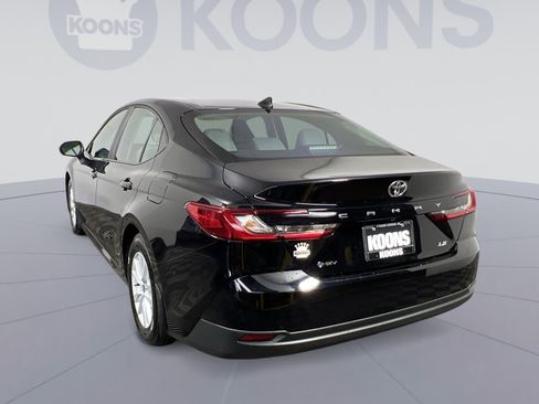 Used 2026 Toyota Camry LE FWD image 8