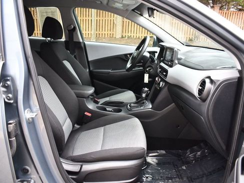 Used 2019 Hyundai Kona SE w/ Cargo Package image 21