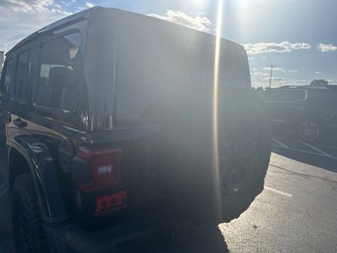 Used 2020 Jeep Wrangler Unlimited Rubicon AWD/4WD image 7