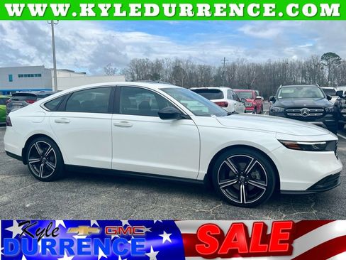 Used 2024 Honda Accord Sport image 1