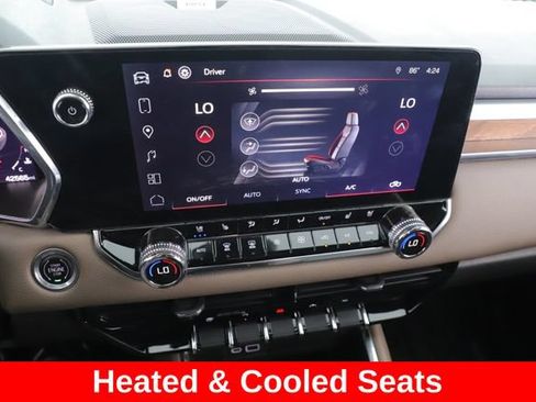 Used 2023 GMC Canyon Denali AWD/4WD image 4