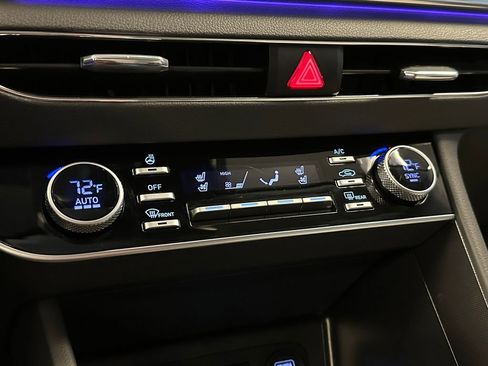 Used 2023 Hyundai Sonata Limited image 15