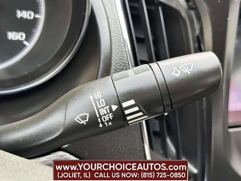 Used 2019 Chevrolet Cruze LT w/ Convenience Package image 38