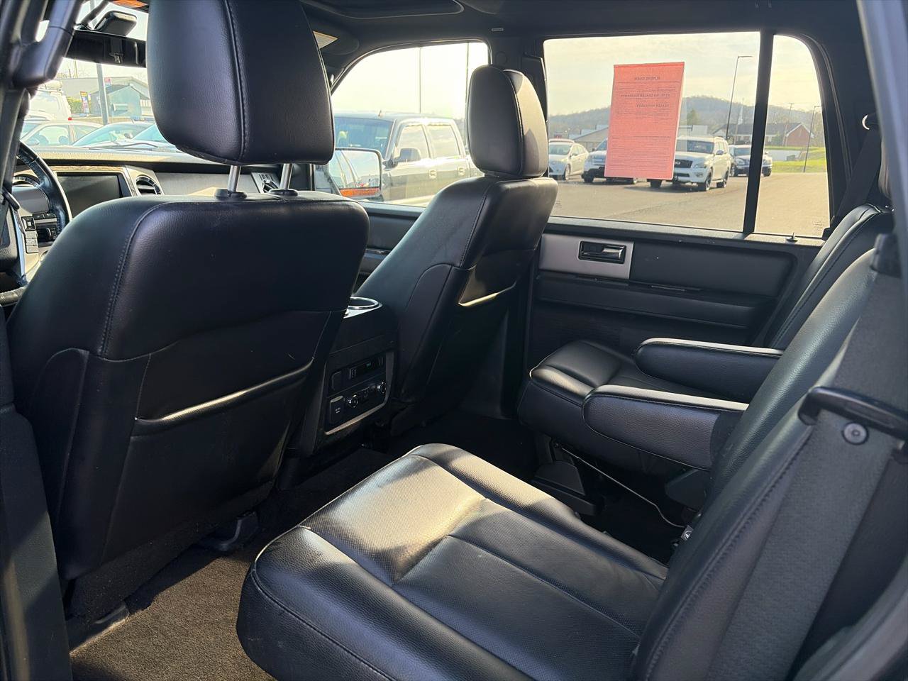 Used 2015 Ford Expedition Limited w/ Equipment Group 301A AWD/4WD image 16