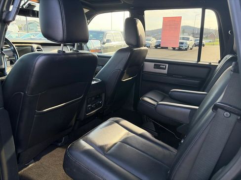 Used 2015 Ford Expedition Limited w/ Equipment Group 301A AWD/4WD image 16