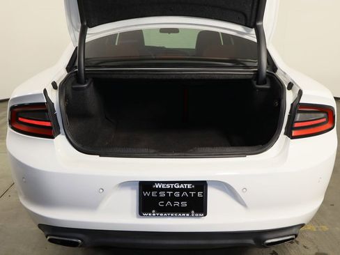 Used 2018 Dodge Charger SXT w/ Blacktop Package image 18