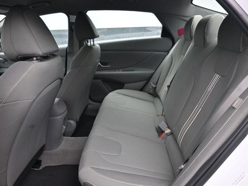 New 2025 Hyundai Elantra Sport image 22