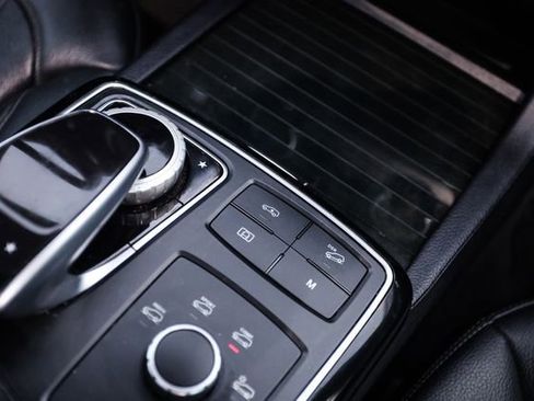 Used 2018 Mercedes-Benz GLS 450 4MATIC image 29