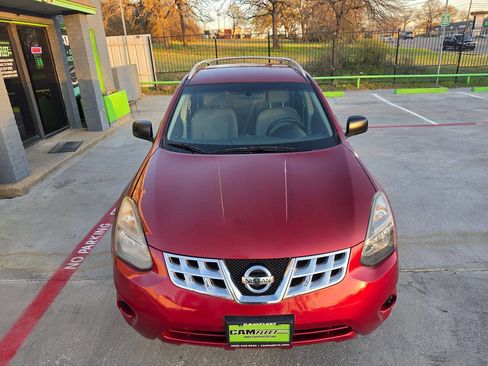 Used 2014 Nissan Rogue S w/ Convenience Package image 4